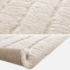 Vloerkleed voor binnen met lineair patroon crème