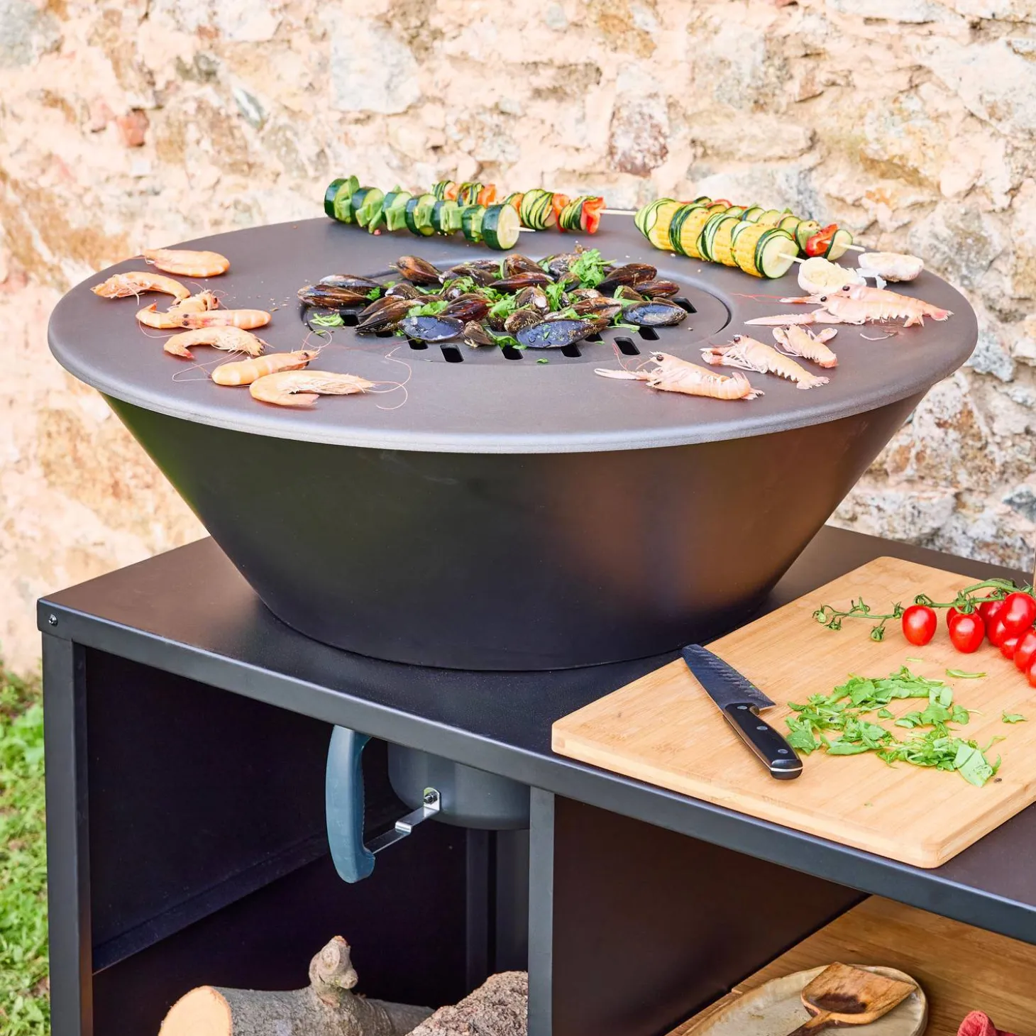 Vuurschaal Ø80cm, grillrooster, houtopslag + beschermhoes