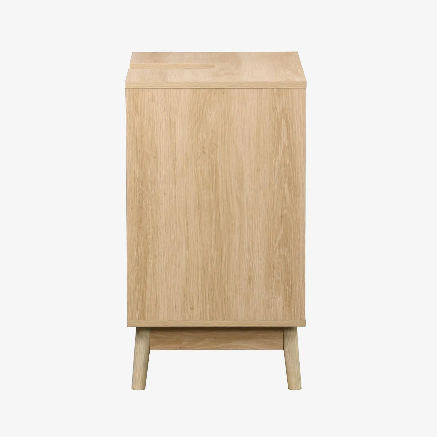 Wastafelmeubel met gegroefde deuren houtdecor