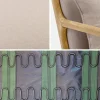 2-zitsbank en fauteuil van naturelkleurig hout en stof