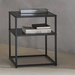 Zwart metalen nachtkastje met legplank